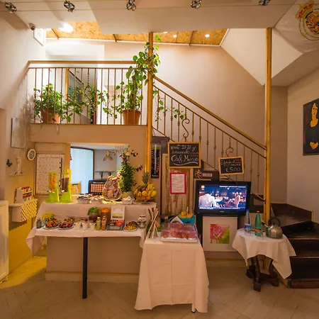 فندق مبيت وإفطار Rocla 4*